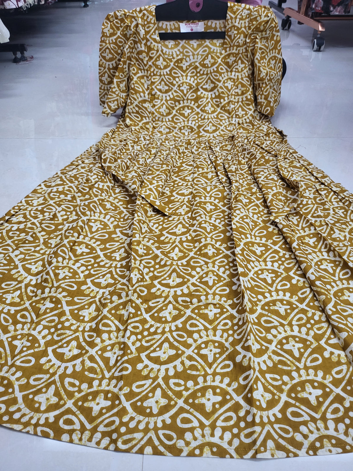 Dailywear feeding yellow bandhini