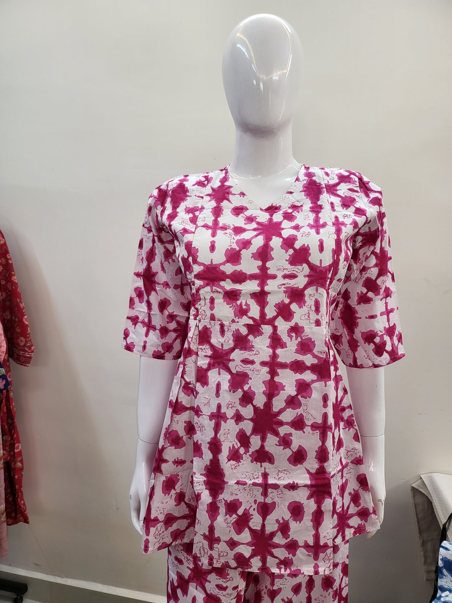 Feeding co-ord sets batik pink