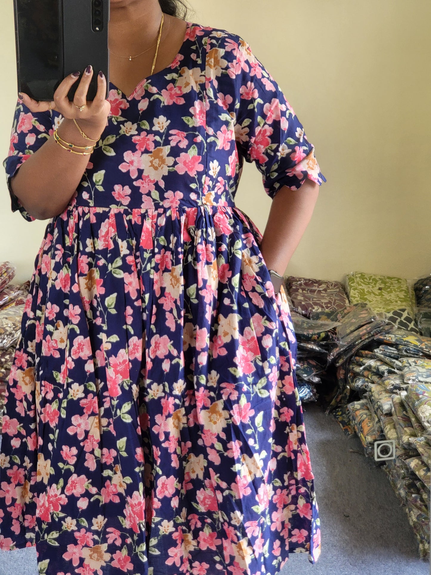 Plus size feeding dresses