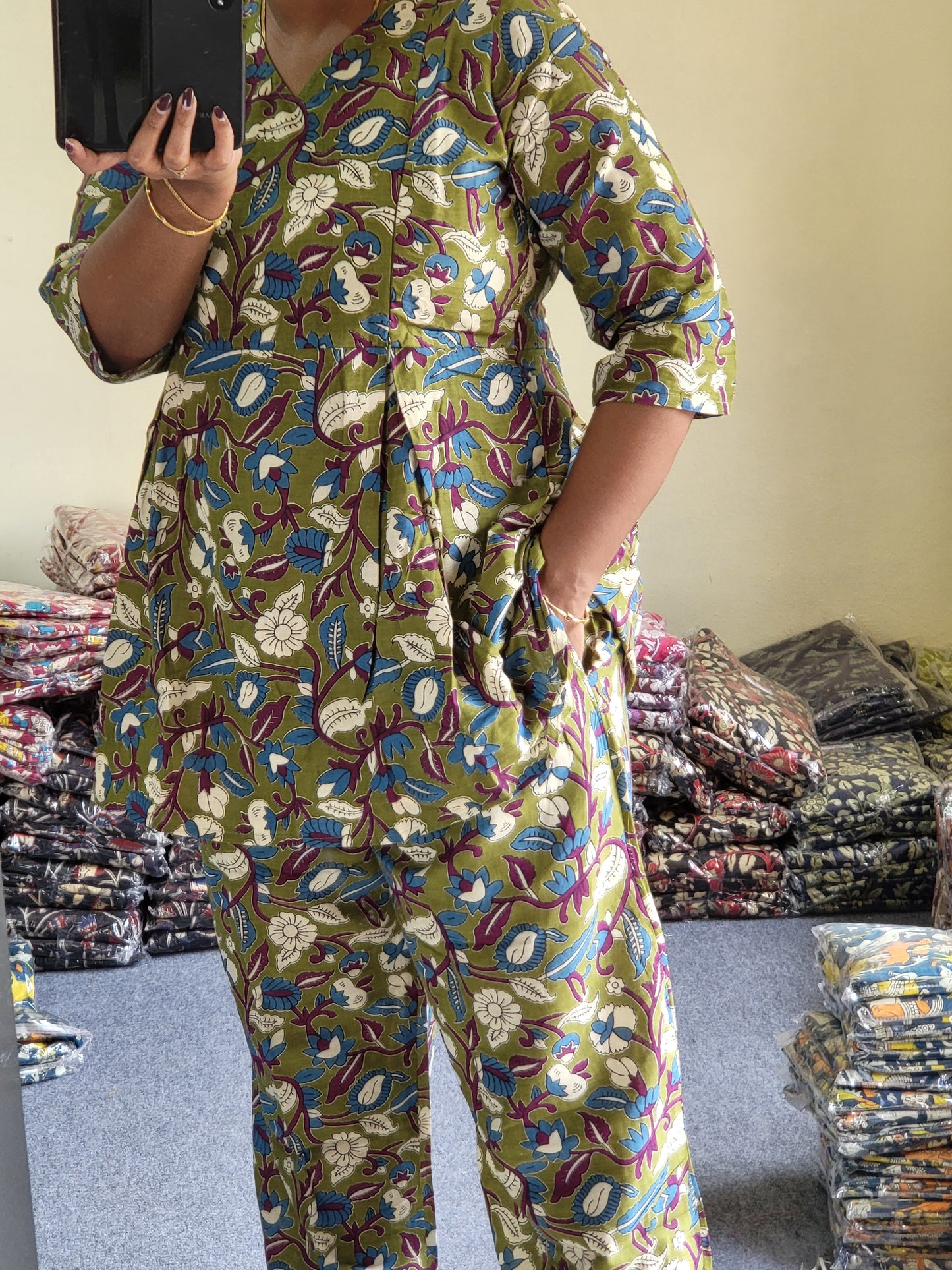 Co-ord sets in Kalamkaari feeding