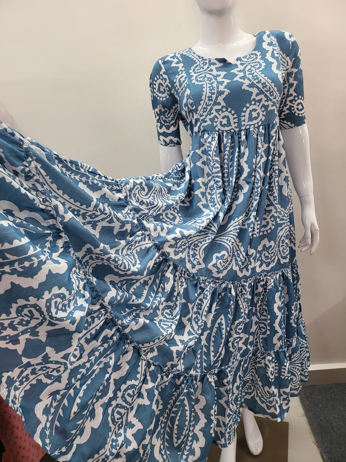 Deltacrepe feeding dresses blu /wht