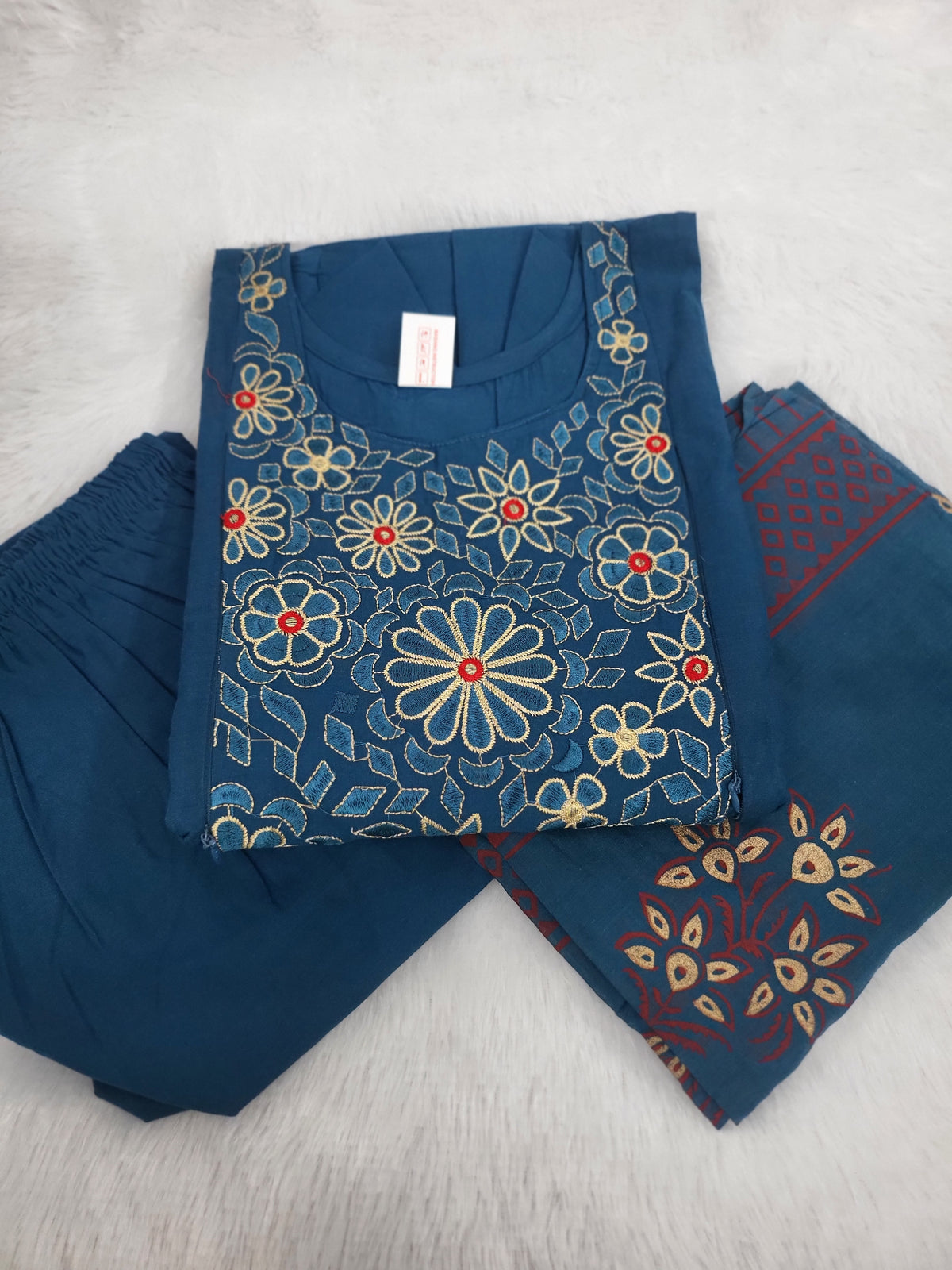 3pc set in feeding with embroidery