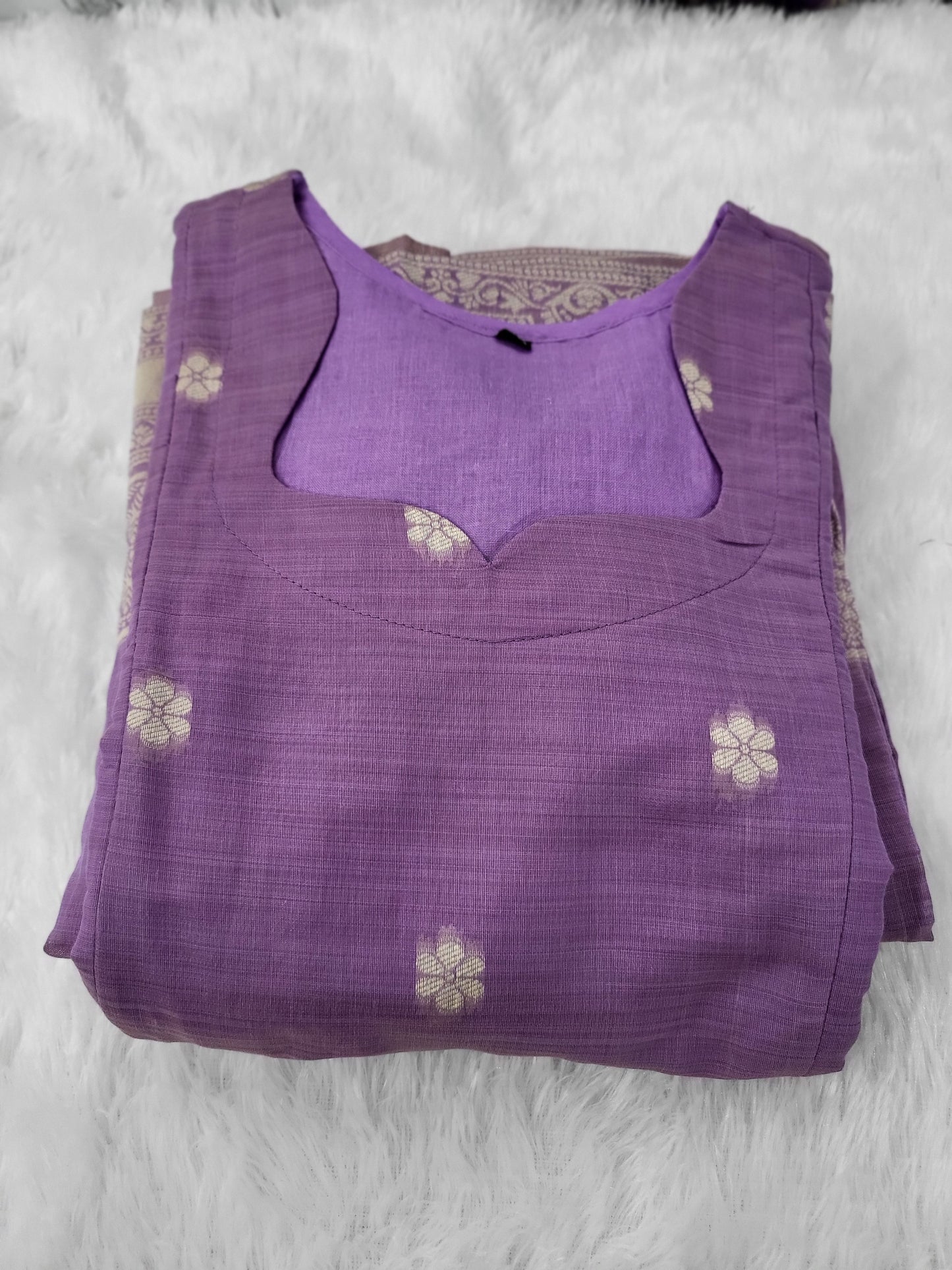 Jamdhani silk feeding lavender