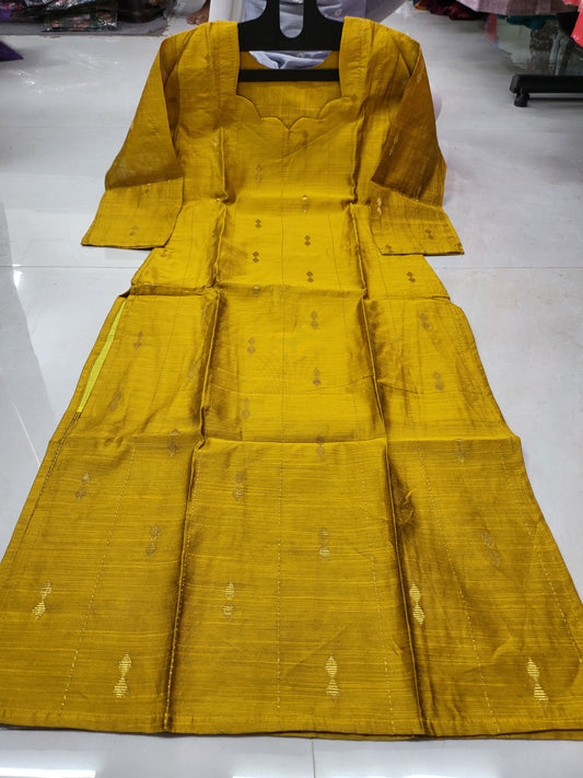 Rawsilk kurtis 04(non feeding)