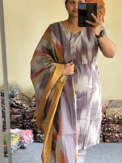 Ikkat 3pc sets in feeding