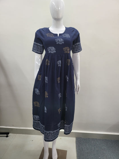 Handblock feeding Kurtis