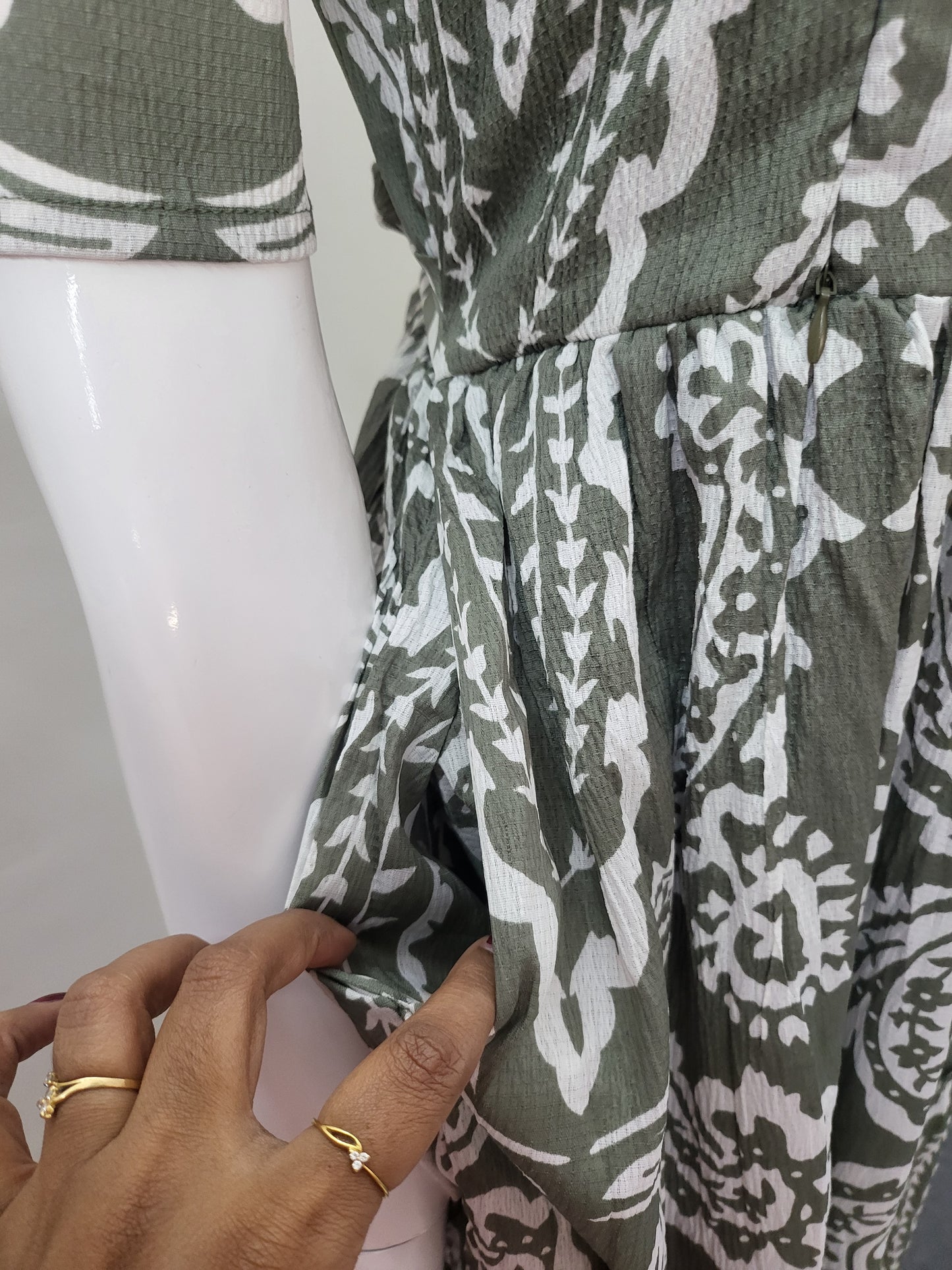 Deltacrepe feeding kurtis grn / wht