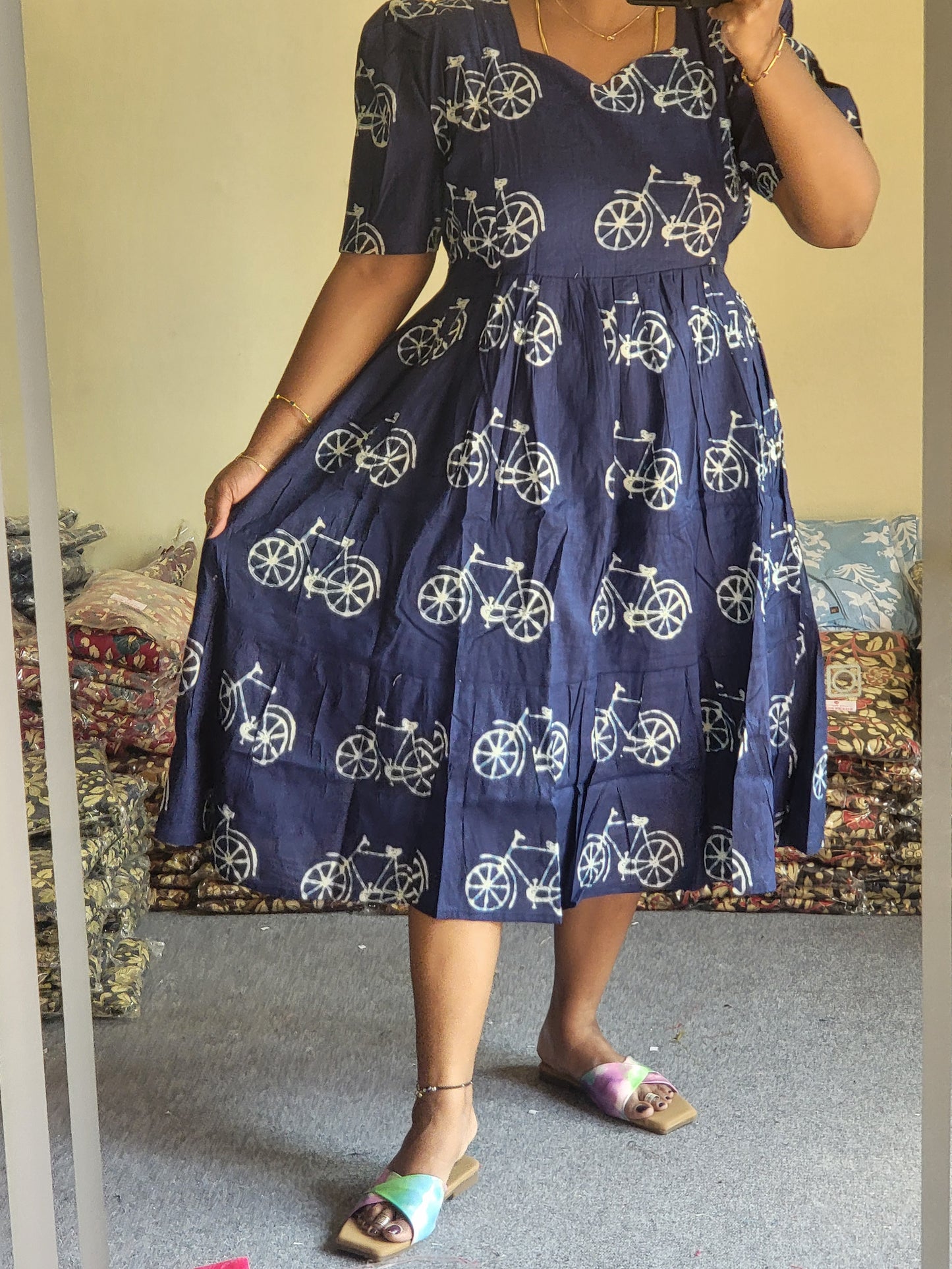 Feeding Anarkali cycle print
