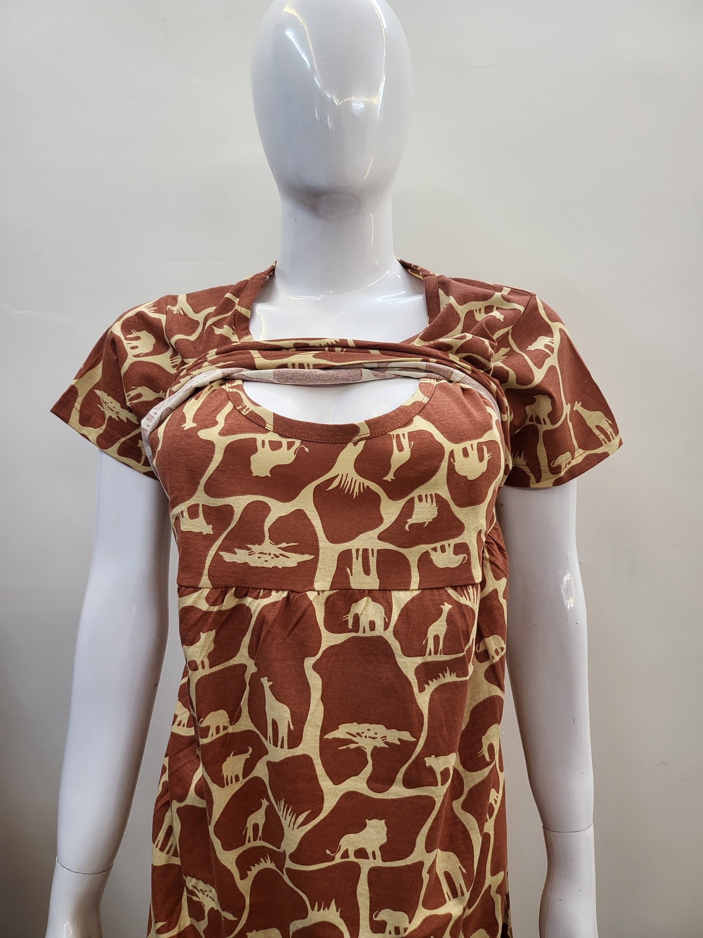 Pullup zipless feeding giraffe