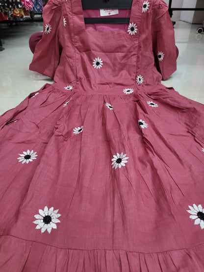 Embroidery frocks peech05