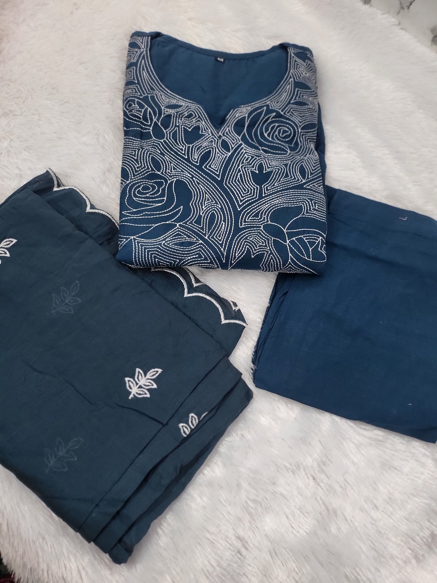 3pc sets in embroidery blue09