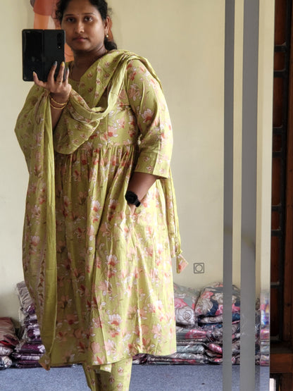 Embroidery work 3pc set in feeding