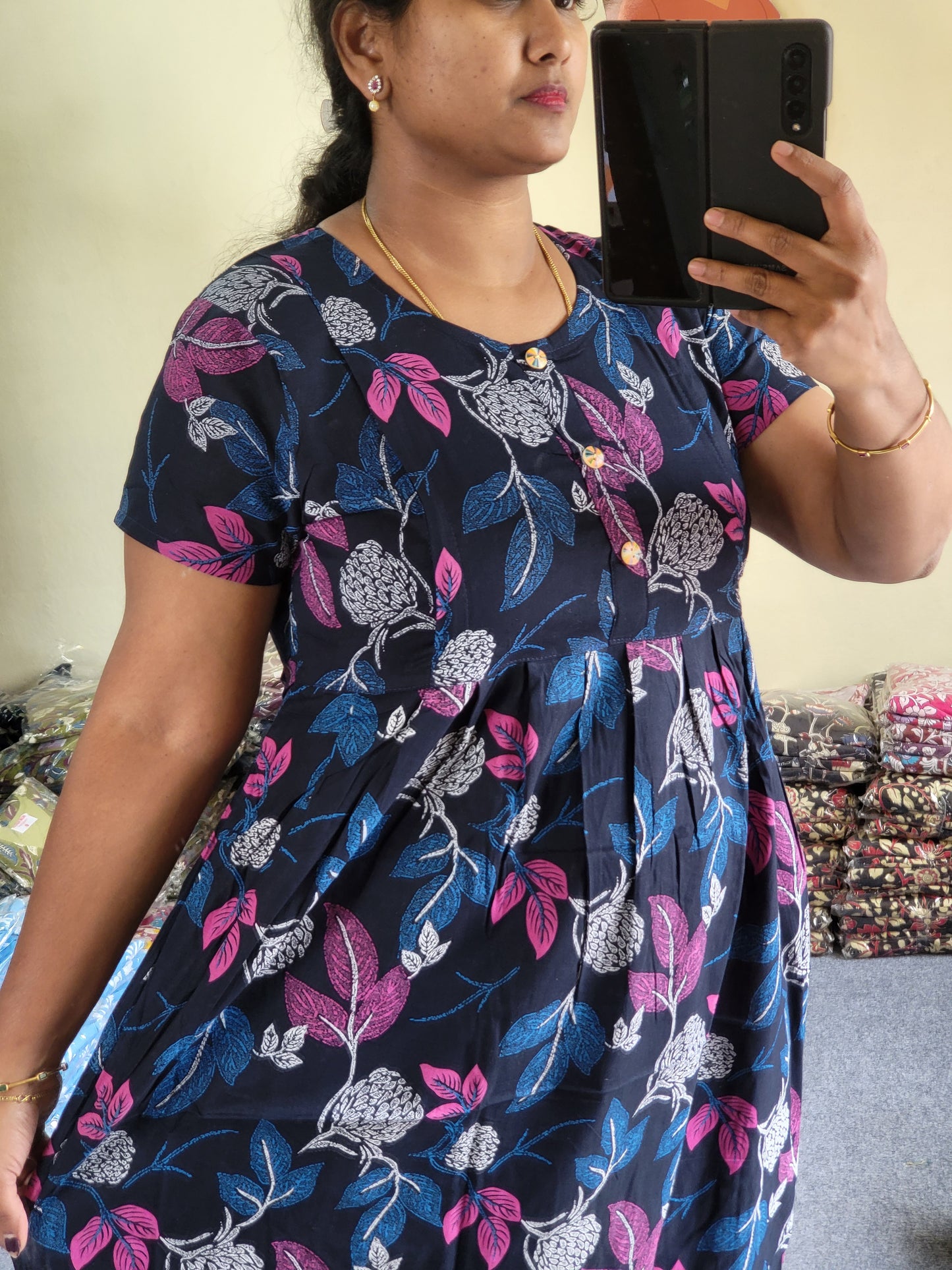 2 in 1 feeding frock/nighty