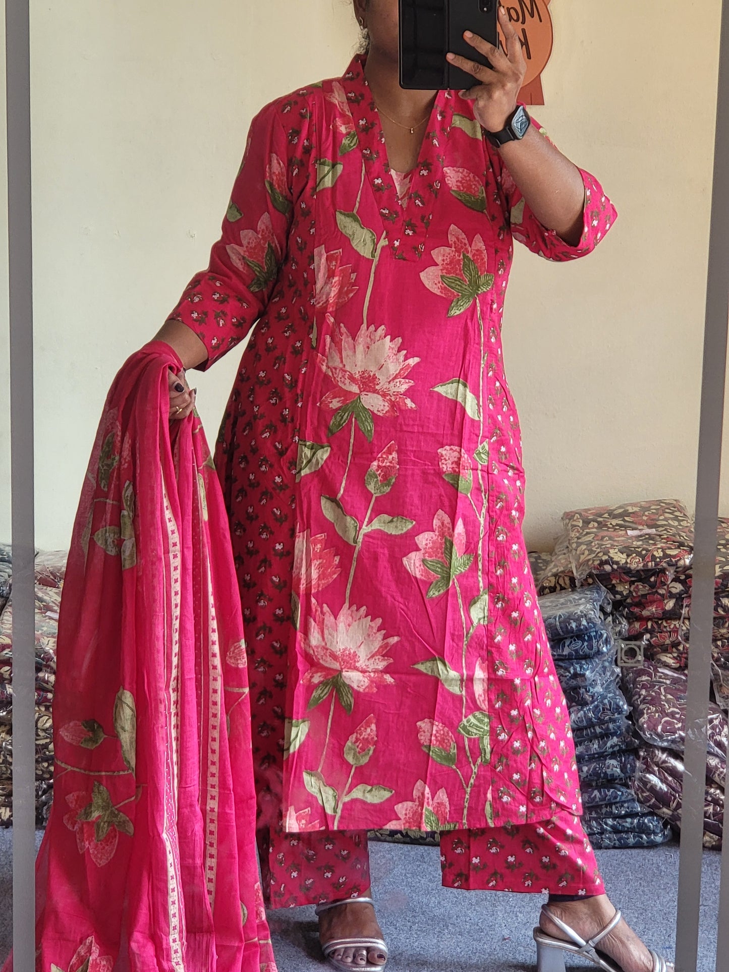 3Pc Sets Feeding in A line Pattern