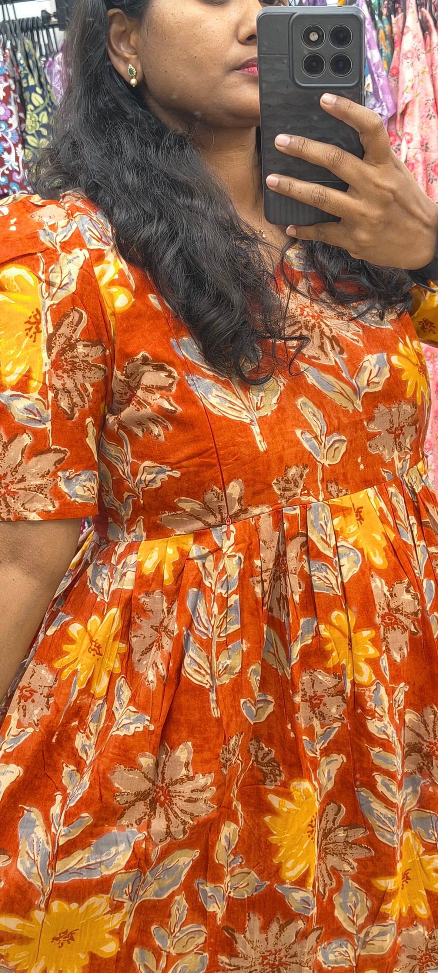 Feeding floral colour orng🍊