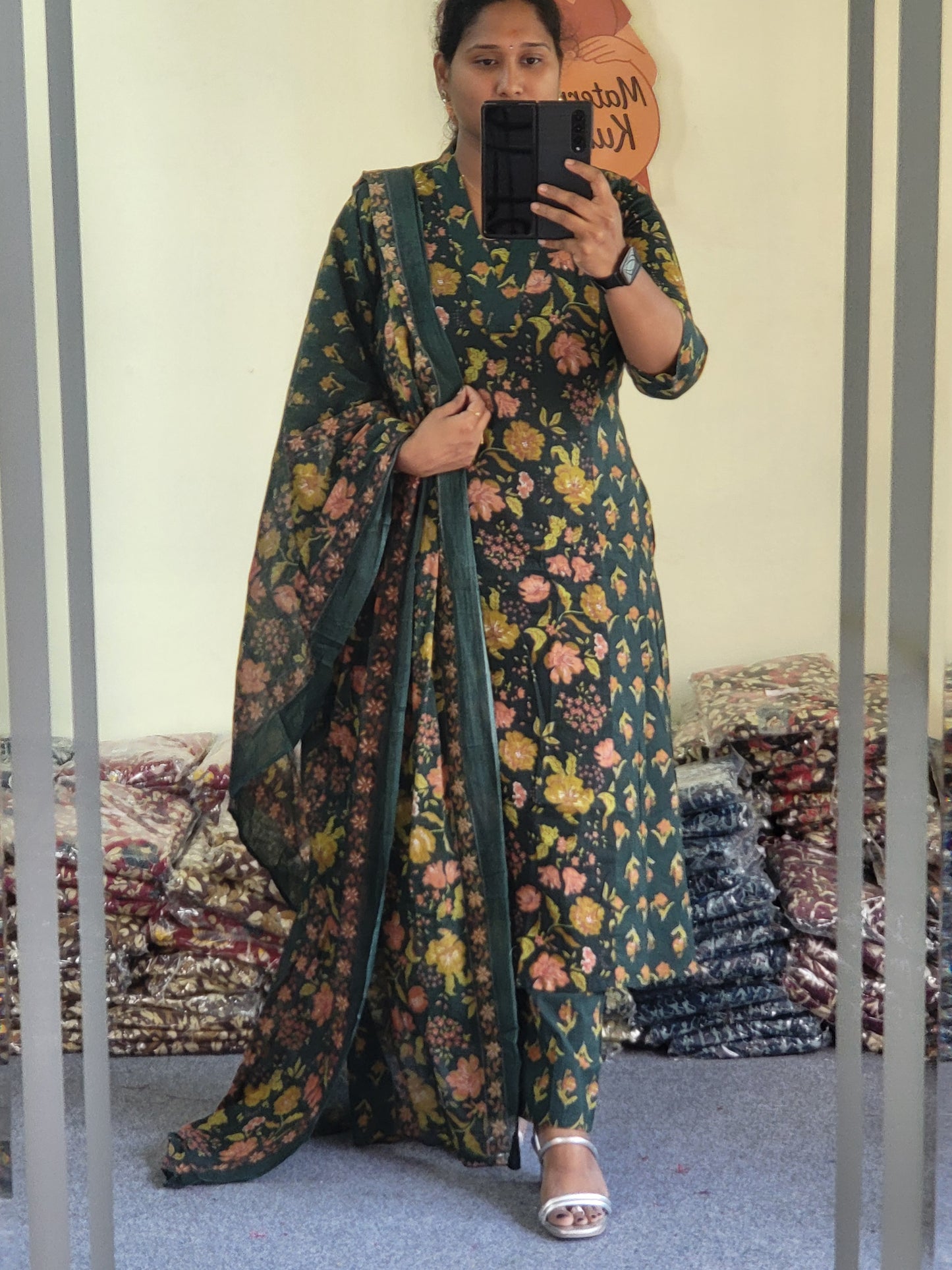 3Pc sets Feeding in A line Pattern