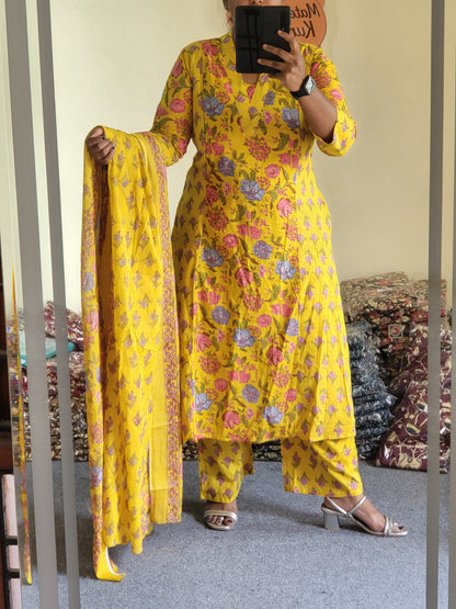 3Pc sets Feeding in A line Pattern