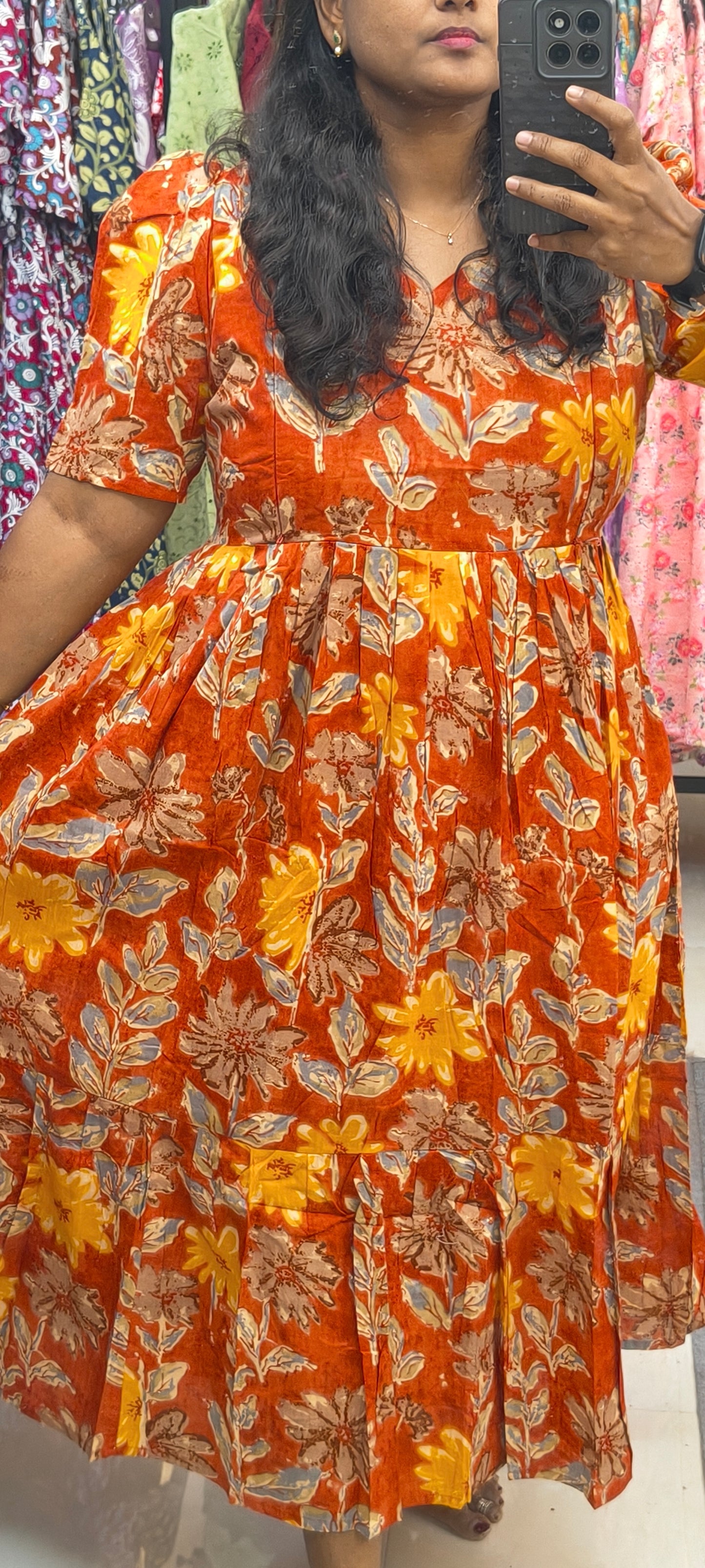 Feeding floral colour orng🍊