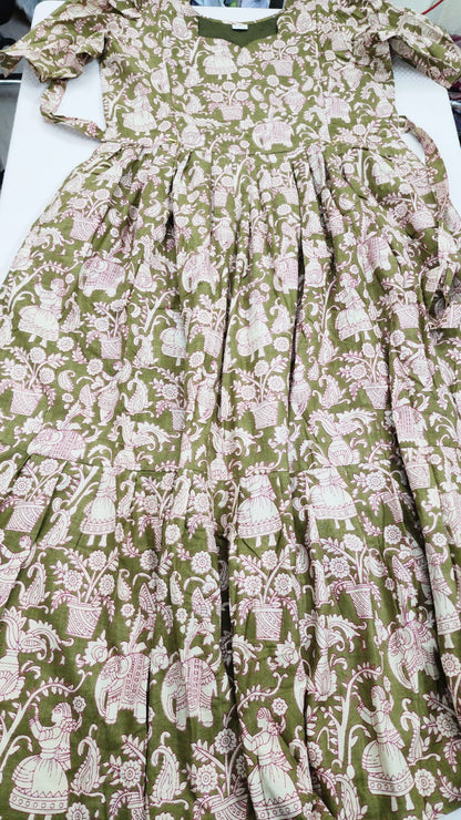 Kalamkaari print feeding kurtis