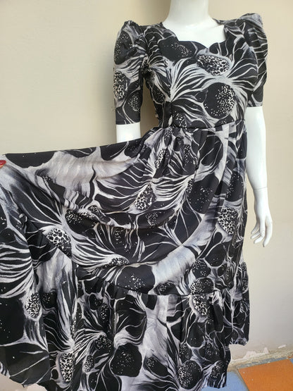 Deltacrepe feeding dresses