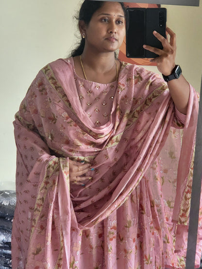 Embroidery work 3pc set feeding