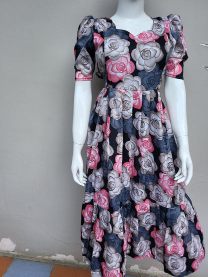 Deltacrepe feeding dresses