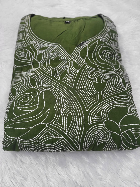 3pc sets in embroidery grn101