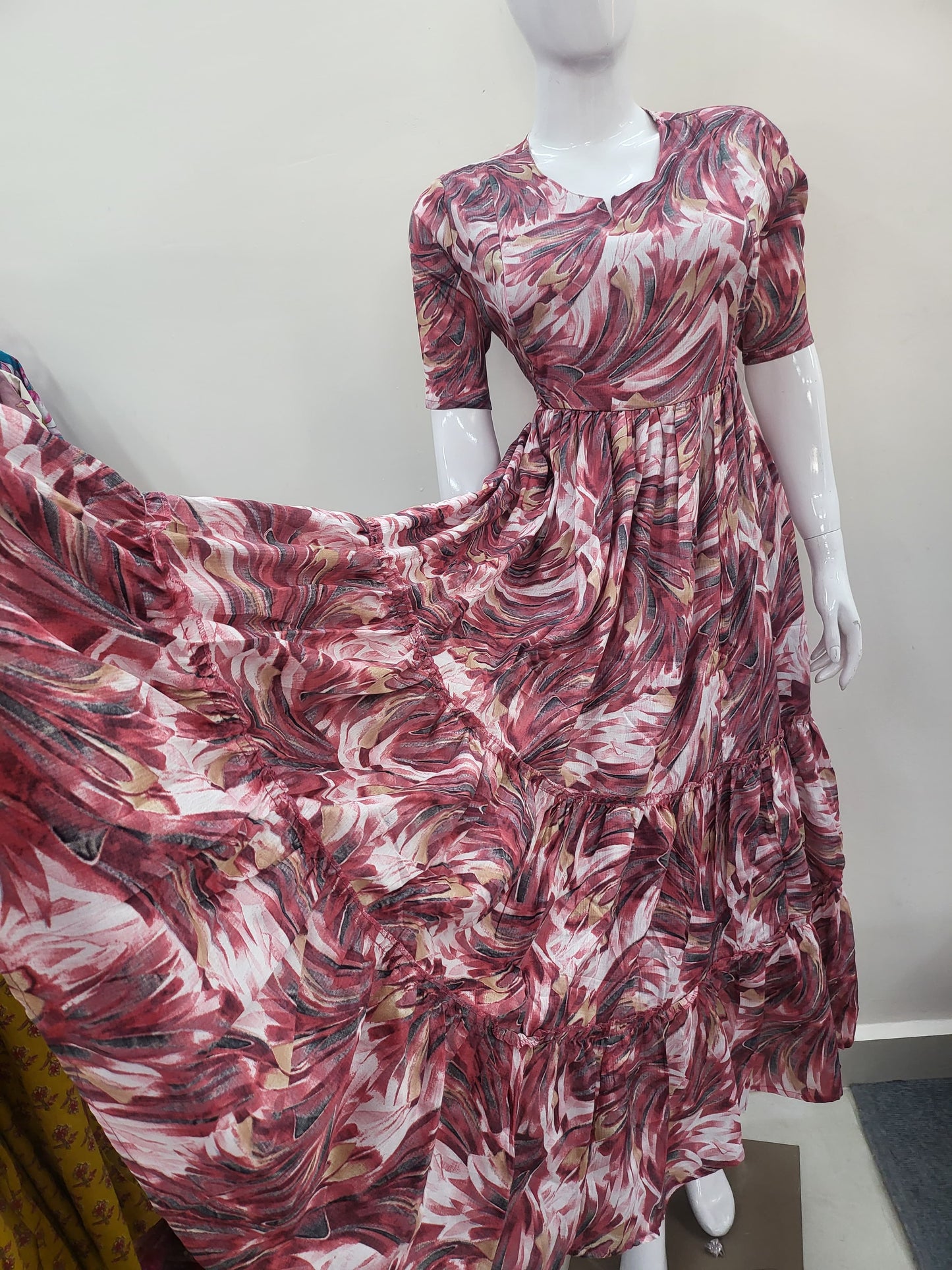 Delta crepe feeding Kurtis