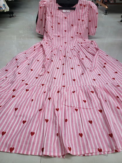 Feeding Frock pinkhrt04