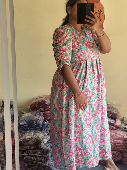 Hakoba feeding dresses