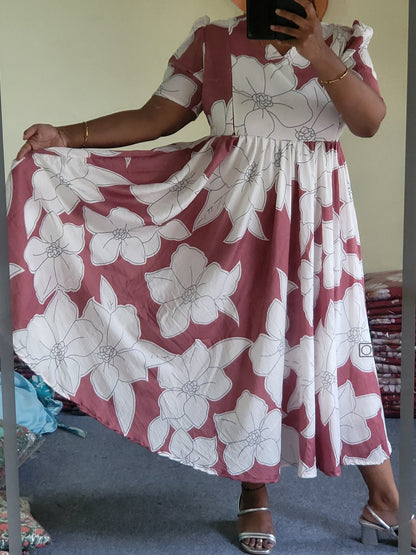 Deltacrepe feeding dresses