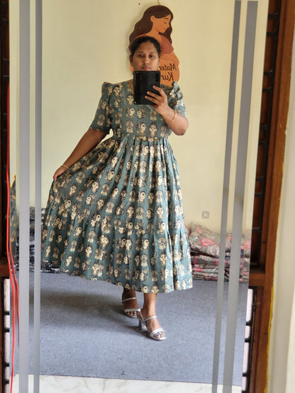 Kalamkaari print feeding kurtis