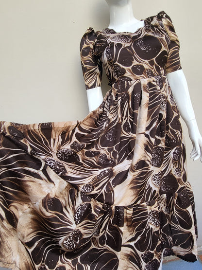 Deltacrepe feeding dresses