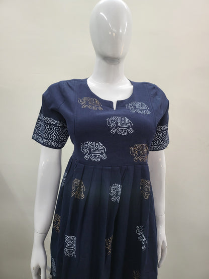 Handblock feeding Kurtis