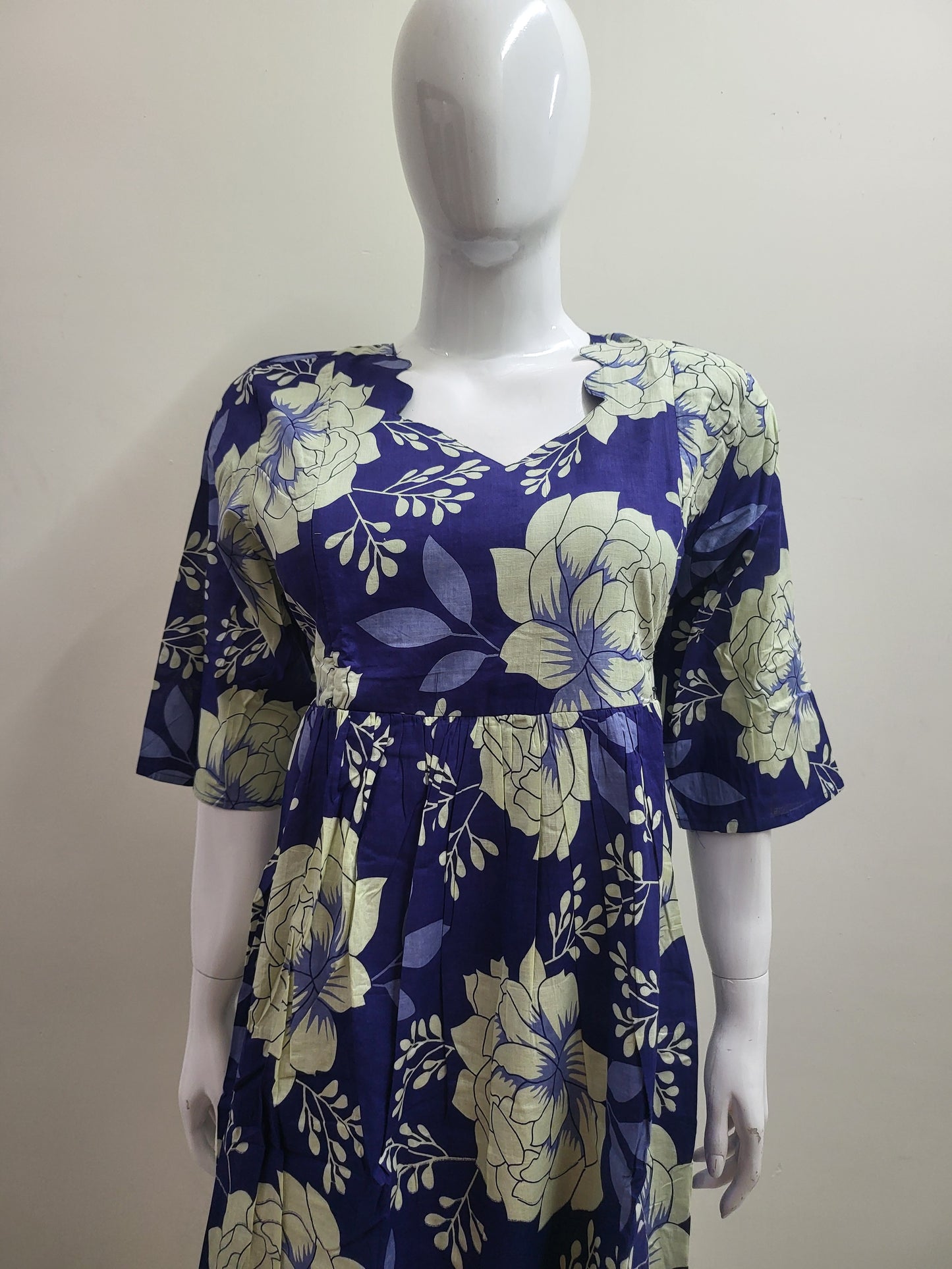Feeding frock blueroses