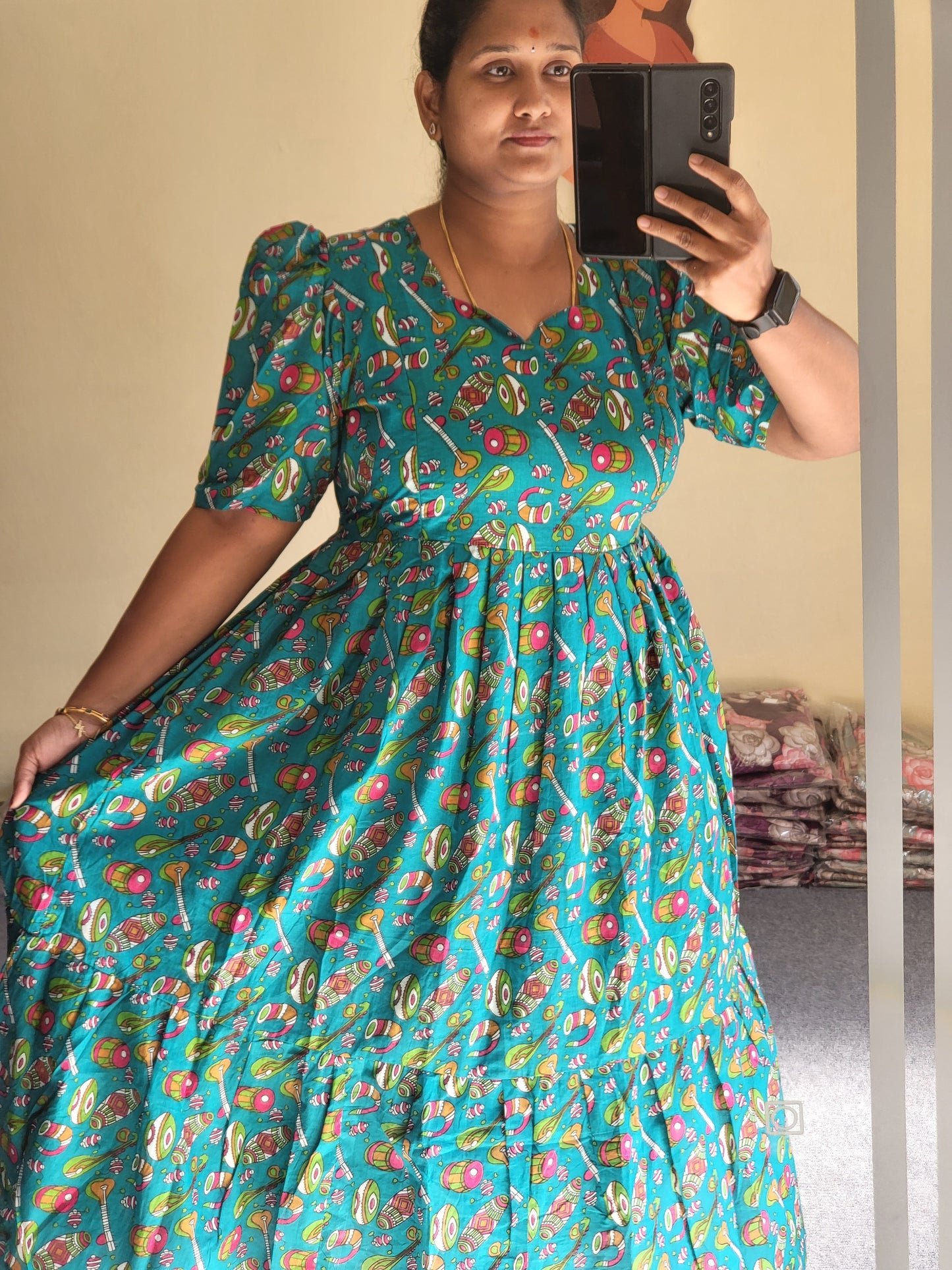 Kalamkaari full lining feeding