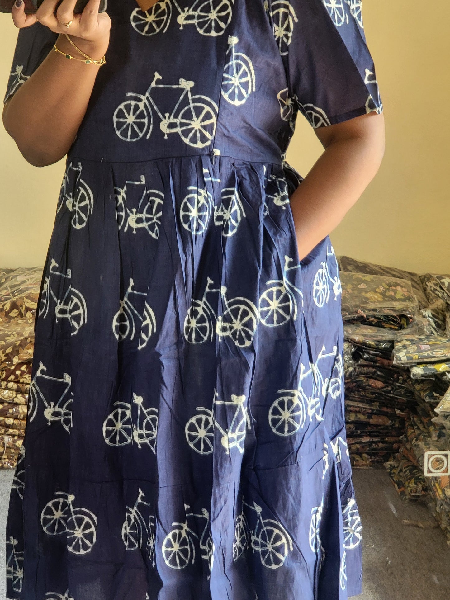 Feeding Anarkali cycle print