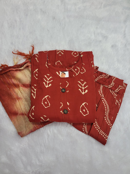 3pc sets in feeding red876120