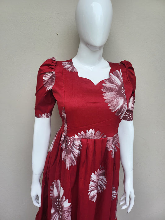 Deltacrepe feeding dresses