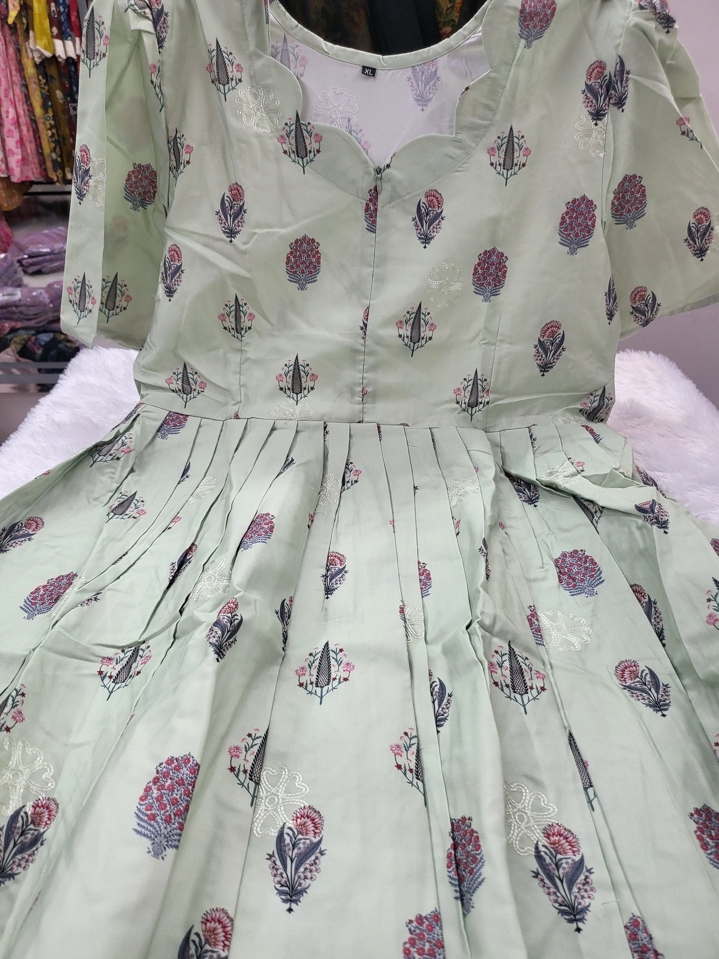 Feeding frock center zip A2