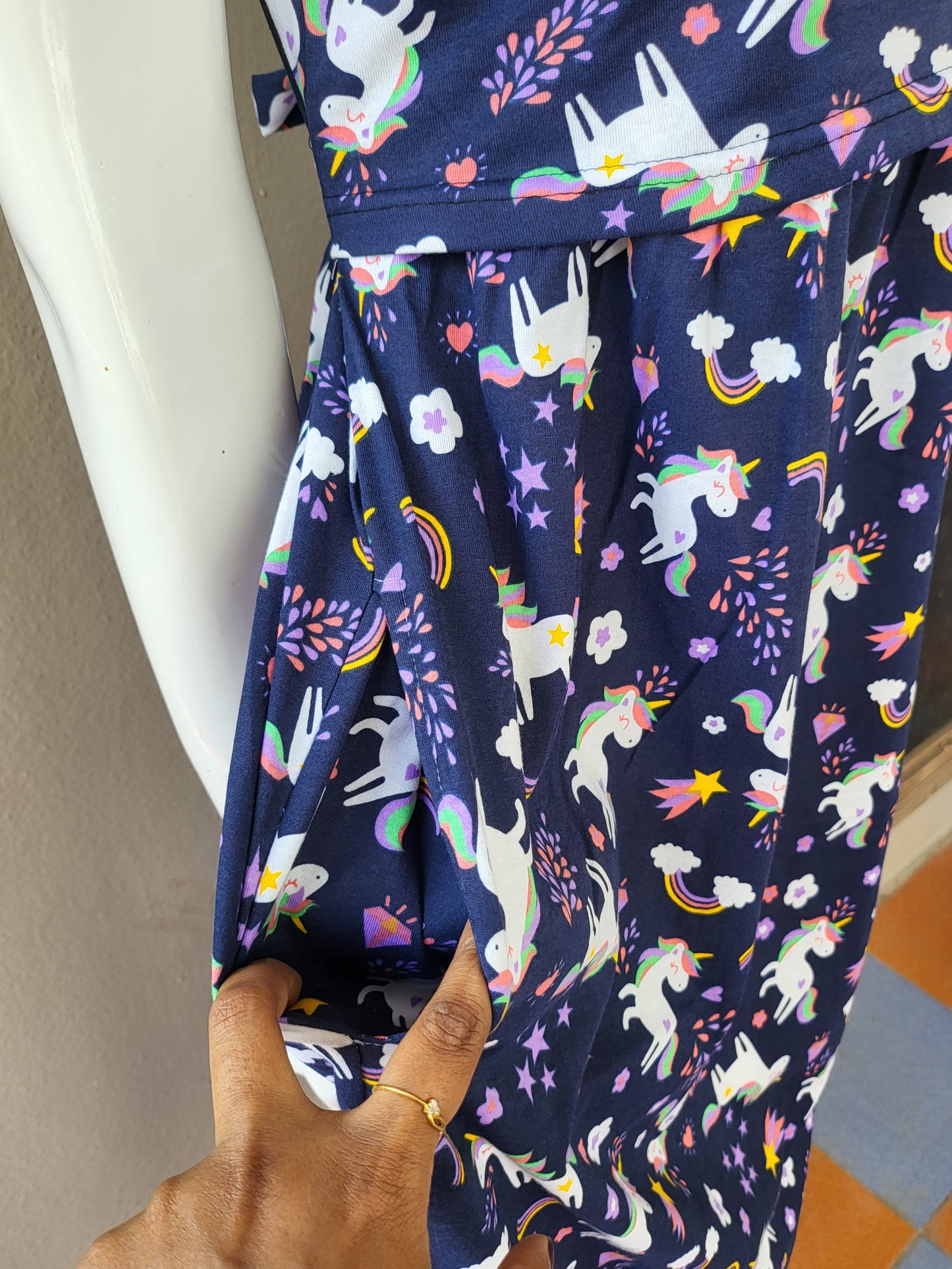 Zipless feeding dress