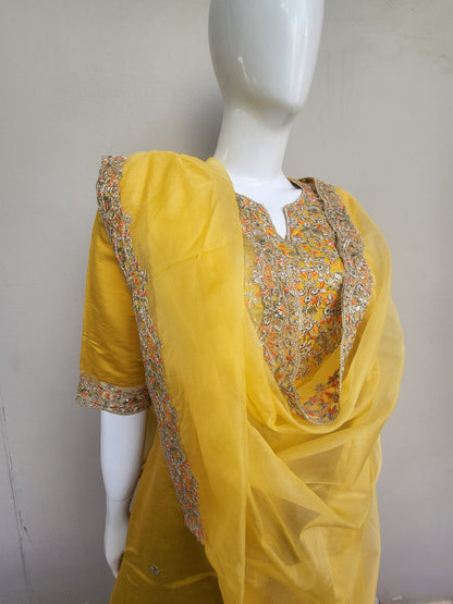 Festive party wear feeding 3pc sets