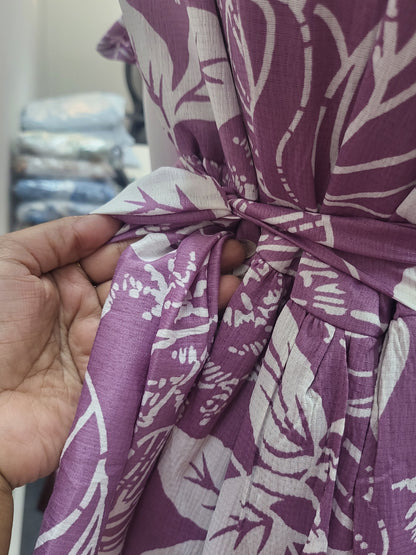 Deltacrepe feeding dresses