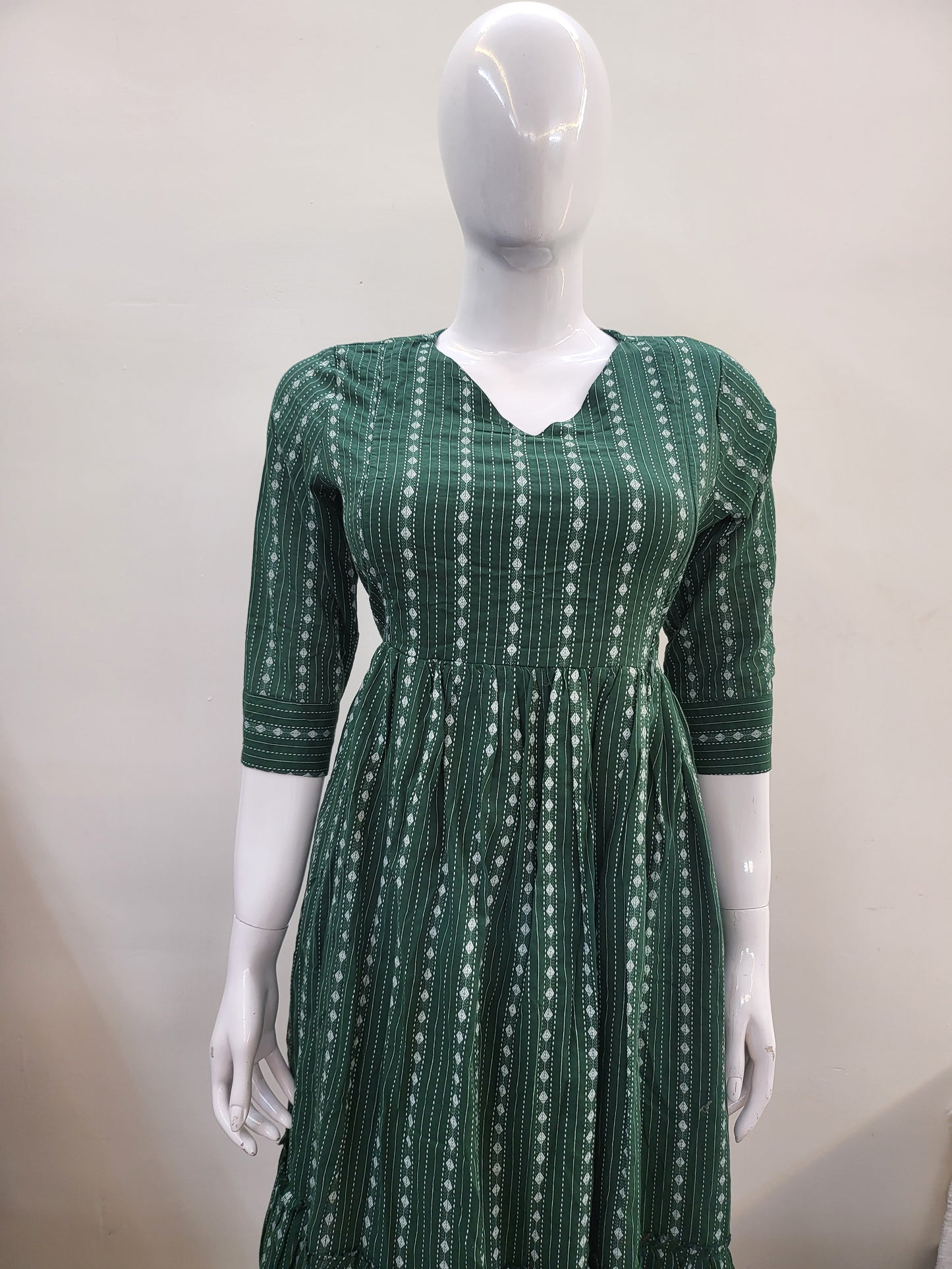 Kathawork feeding 1tire drkgrn5