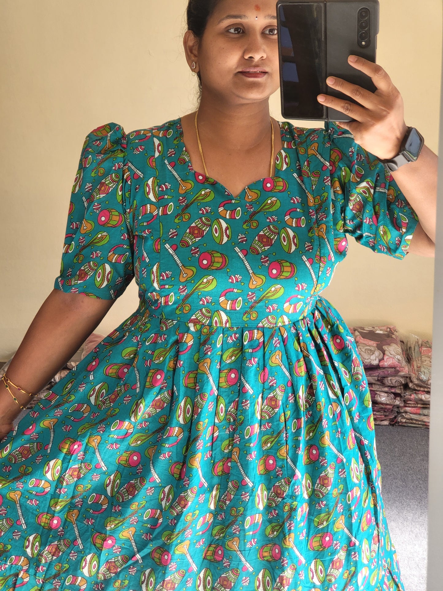 Kalamkaari full lining feeding