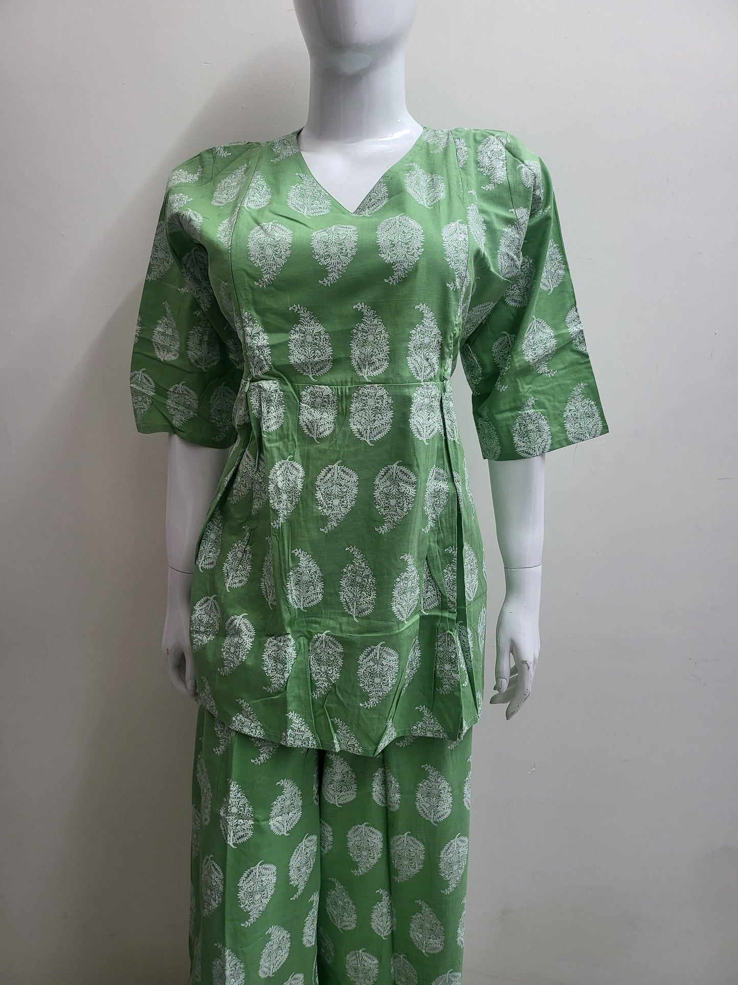 Co-ord setfeeding shine