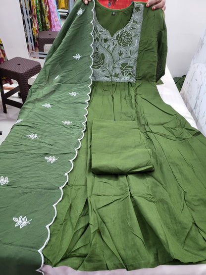 3pc sets in embroidery grn101