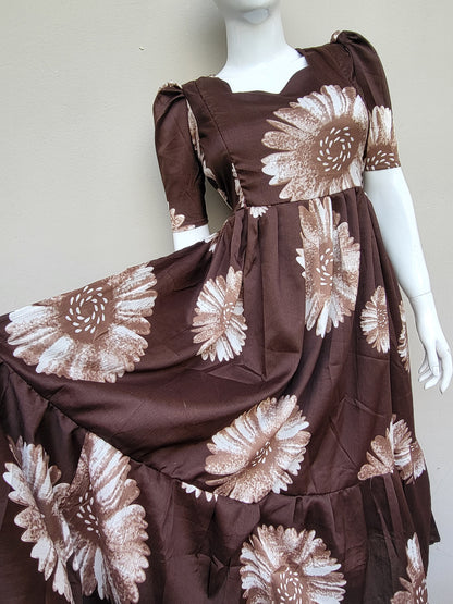 Deltacrepe feeding dresses