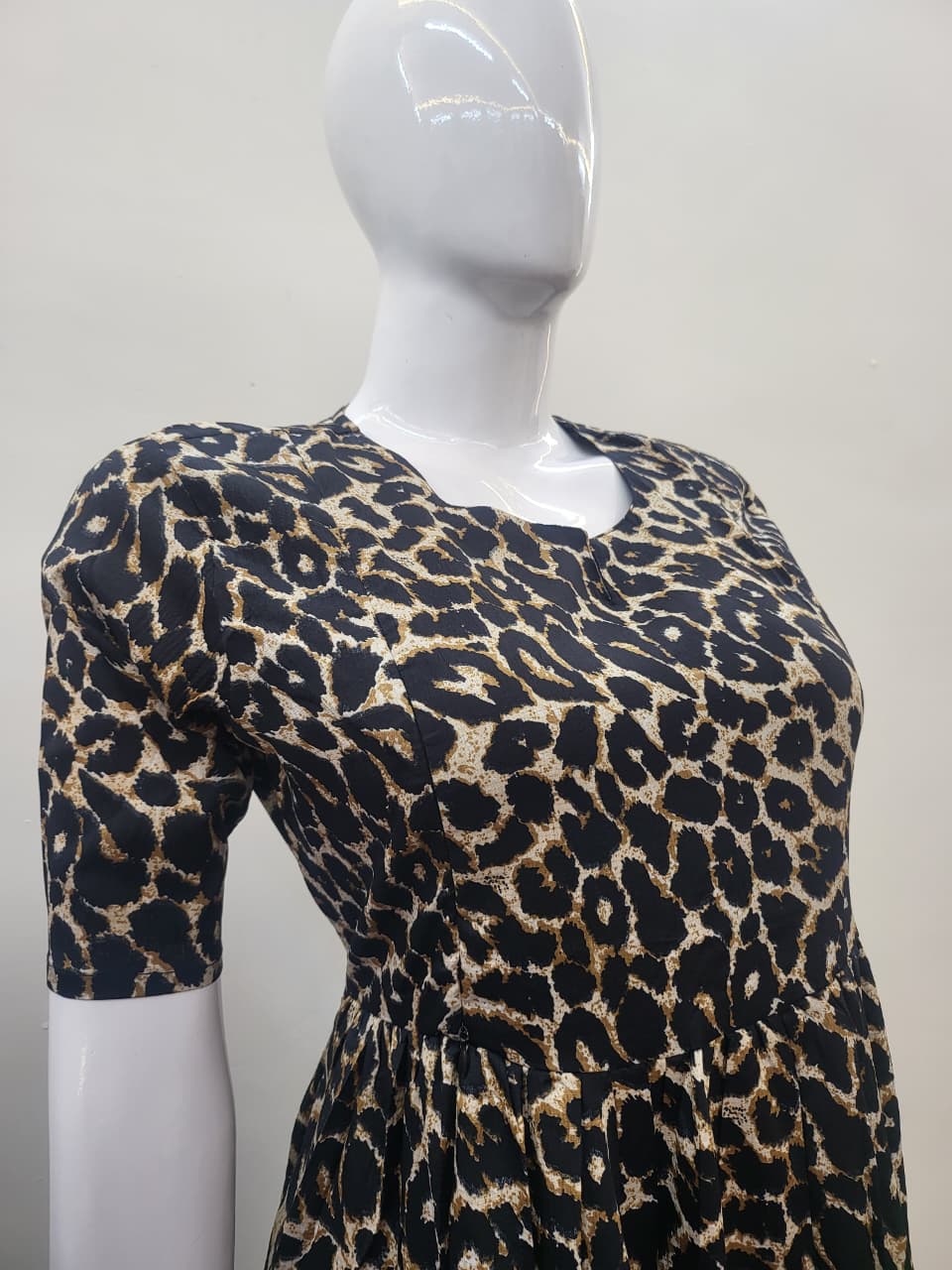 Delta crepe feeding Kurtis