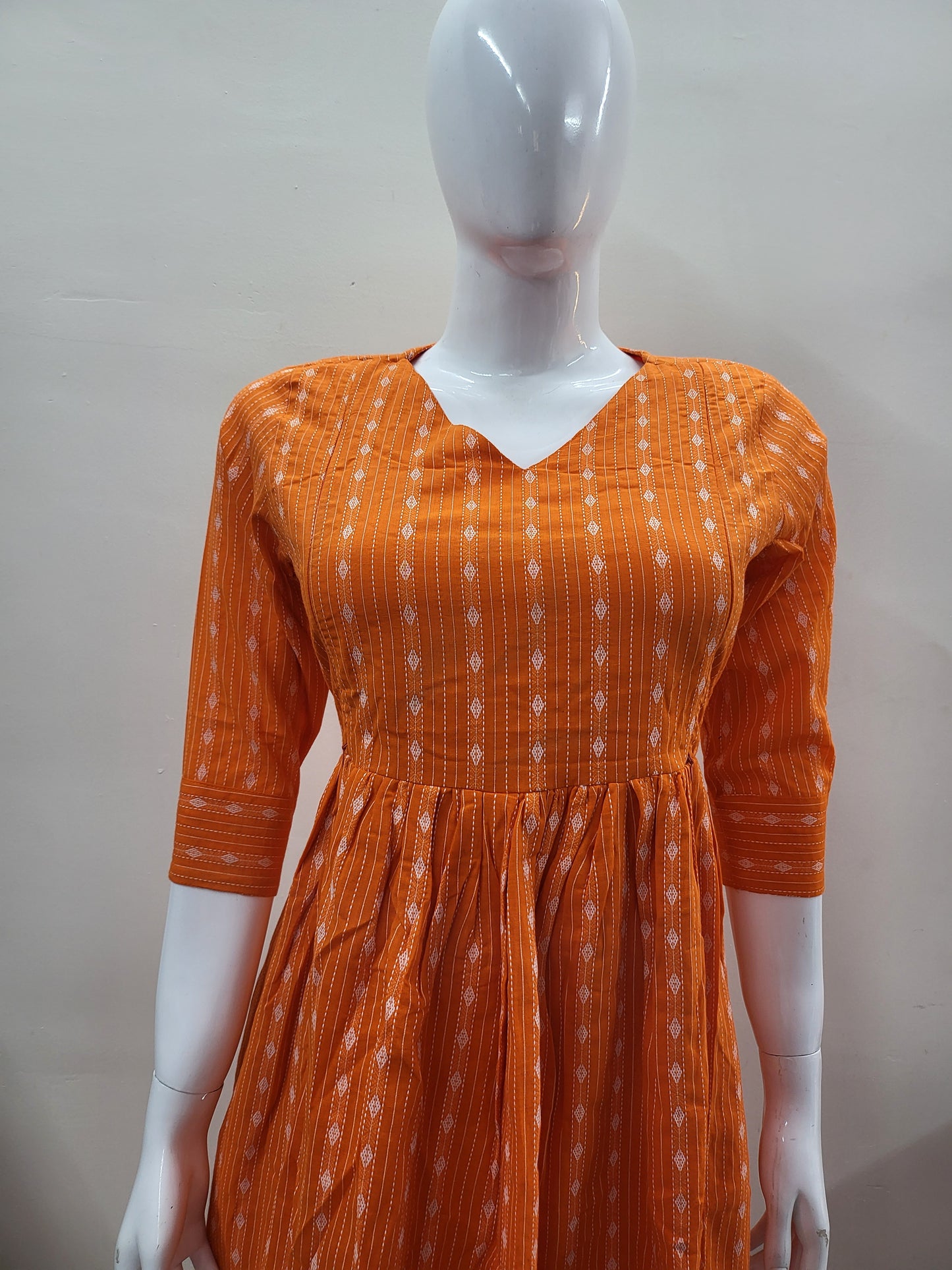 Kathawork feeding 1tire orng4